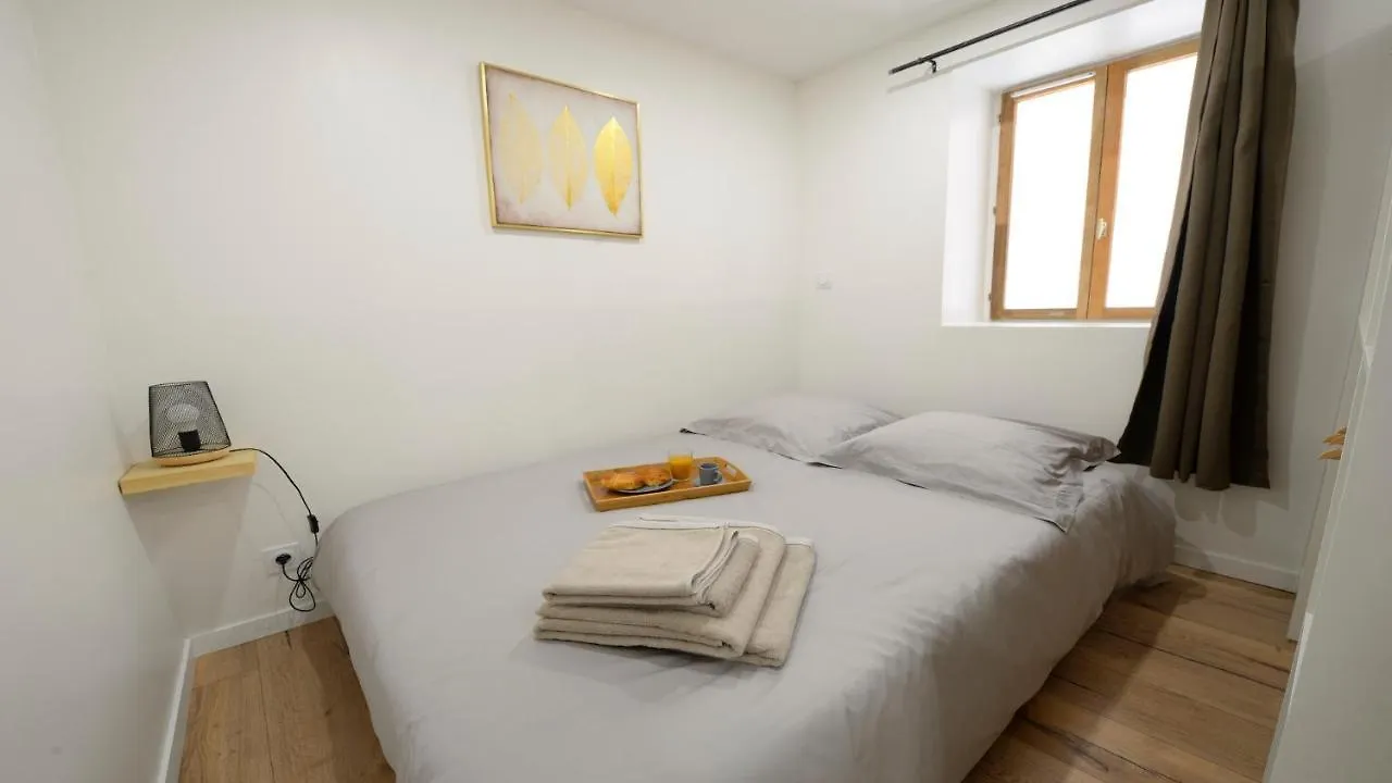 Dominici 2- Cahorscitystay- Parking Wifi Netflix
