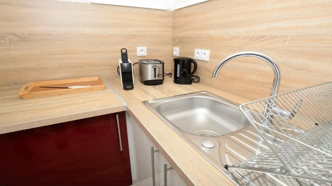 Dominici 2- Cahorscitystay- Parking Wifi Netflix Appartement Cahors